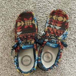 Hey Dude Kids' Multicolor Pattern Slippers